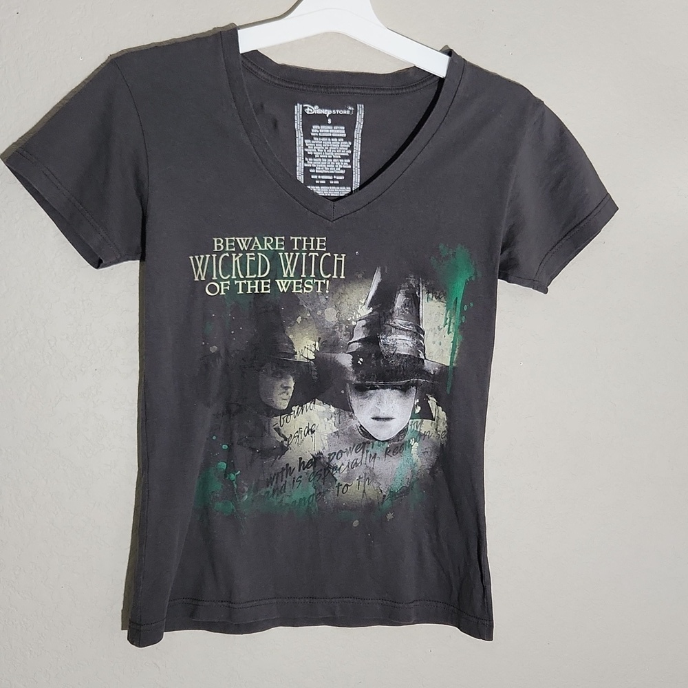 Disney Store tee shirt Wicked Witch of the West 100% organic cotton short sleeve